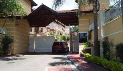 Sobrado com 4 dormitórios à venda, 225 m² por R$ 1.100.000,00 - Portal dos Gramados - Guarulhos/SP
