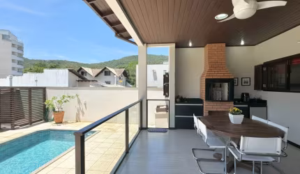 Excelente casa no Córrego Grande