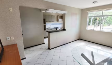 Apartamento de 2 dormitórios, junto a UFSC.