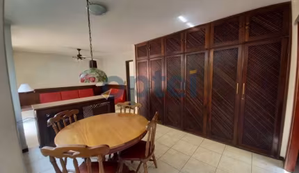 ÓTIMO SOBRADO DE 350 M², COM 04 DORMITÓRIOS, SENDO DUAS SUITES, COM 04 VAGAS NO BAIRRO ANCHIETA,SÃO BERNARDO DO CAMPO