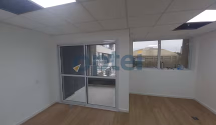 Sala comercial de 37,26 m2, 1 vaga no Condomínio Marco Zero Mix Work no Jardim do Mar, São Bernardo do Campo