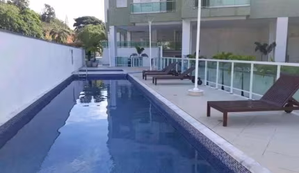 Cobertura 03 Quartos sendo 01 suíte com Piscina na Praia Grande Ubatuba