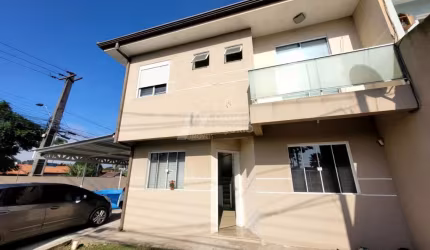 Sobrado de Esquina em Estação Araucária