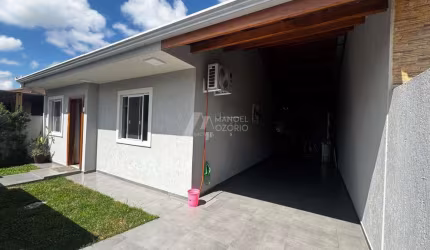 Casa 3 Quartos em Condomínio Semi mobiliada a Venda no Bairro Estação em Araucária