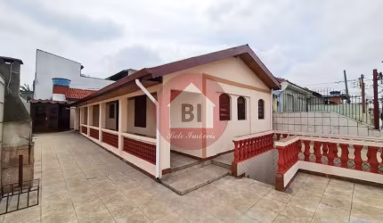 Casa 03 dormitórios + 01 dormitório nos fundos, 02 vagas - Aluguel R$ 3800/mês (DAVL)* - Vila Matilde - São Paulo/SP - 130 metros quadrados.