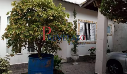 CT-6786 - LINDA CASA TÉRREA 3 DORM (SENDO 2 SUÍTES) - SBC - Terreno 250 m²