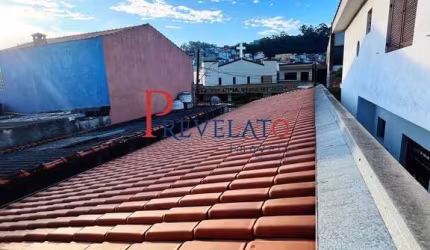 CT-8104 - CASA com 2 moradias