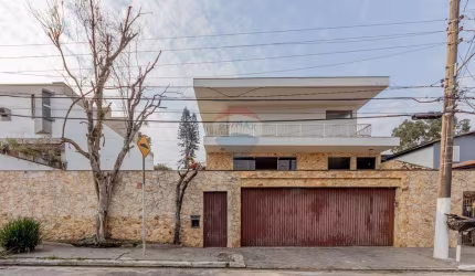 Casa à venda - área útil  388m² com 3 Quartos. Jardim Rolinópolis  - São Paulo