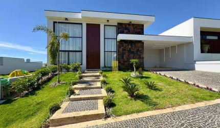 Casa com 3 dormitórios à venda, 200 m² por R$ 2.300.000,00 - Condomínio Dona Maria José - Indaiatuba/SP