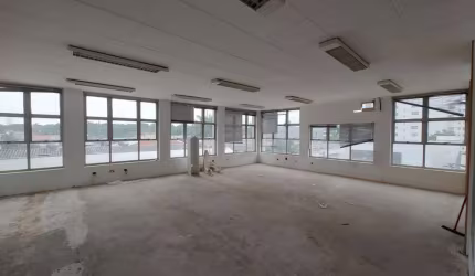 Agradável conjunto comercial para venda, 150m²