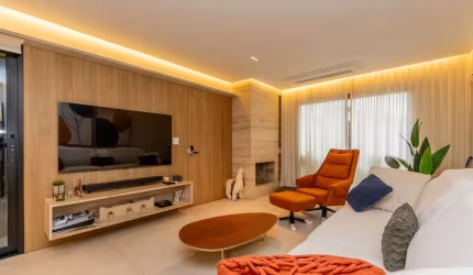 Elegante casa tipo para venda com 3 quartos, sendo 1 suíte, 140m²
