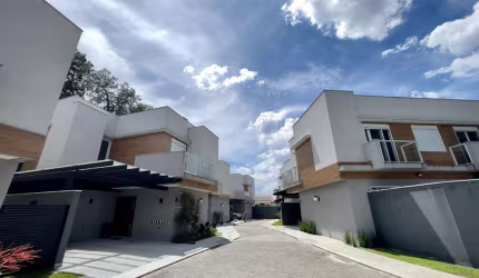 Casa no condomínio Alto Padrão para venda com 3 quartos, sendo 3 suítes, 183m²