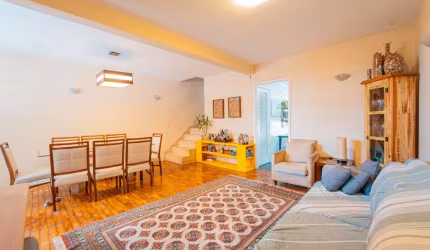 Excelente sobrado para venda com 3 quartos, 211m²