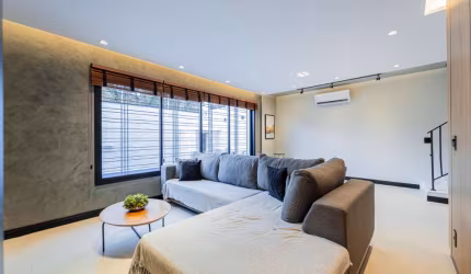 Funcional casa tipo para venda com 4 quartos, sendo 2 suítes, 200m²