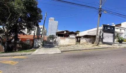 Terreno com 396,15m² , à venda, no bairro Centro em São José dos Pinhais