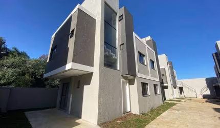 Sobrado com 125m² 3 quartos, à venda, no bairro Uberaba em Curitiba