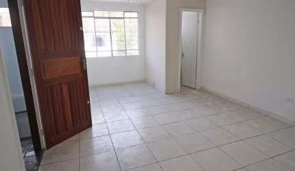 Sala / Conjunto com 24,17m² , para aluguel, no bairro Centro em São José dos Pinhais