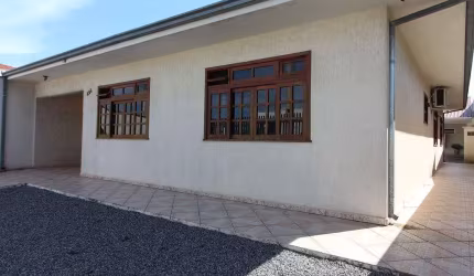 Casa com 200m² 3 quartos, à venda, no bairro São Pedro em São José dos Pinhais