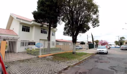 Sobrado com 210m² 4 quartos, à venda, no bairro Uberaba em Curitiba