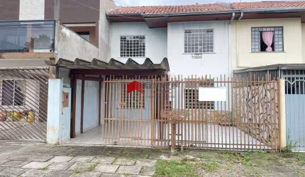 Sobrado com 120m² 3 quartos, à venda, no bairro Hauer em Curitiba