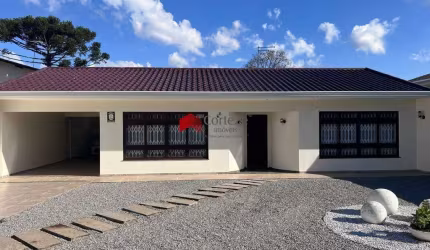 Casa com 156m² 4 quartos, à venda, no bairro Bom Jesus em São José dos Pinhais