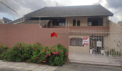 Sobrado com 288m² 4 quartos, à venda, no bairro Parque da Fonte em São José dos Pinhais