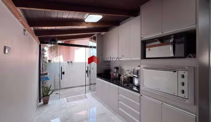 Casa com 100m² 3 quartos, à venda, no bairro Colônia Rio Grande em São José dos Pinhais