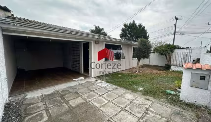 Casa com 02 quartos no Quississana