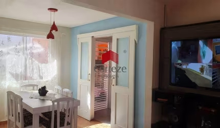 Casa em condomínio com 60m² 2 quartos, à venda, no bairro Bairro Alto em Curitiba