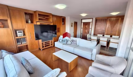 Apartamento com 217,38m² 3 quartos, à venda, no bairro Centro em Curitiba