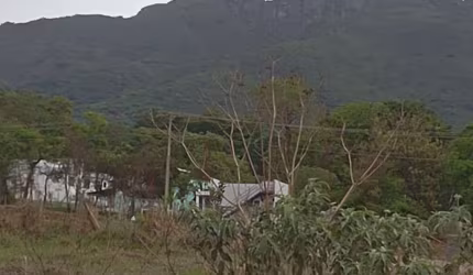 Linda chácara com visão para as montanhas em Igarapé