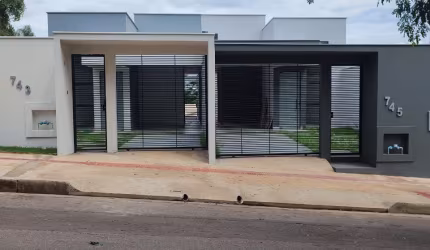 Casa no Atenas Igarapé próximo ao supermercado BH