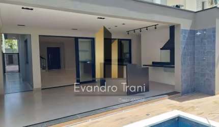 Casa à Venda no Urbanova - 2.300.000,00 - 3 suítes