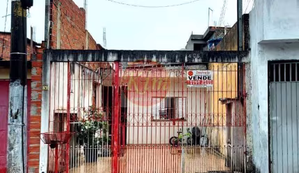 Casa Térrea para Venda em São Paulo, Jardim Nazareth, 2 dormitórios, 1 banheiro, 2 vagas