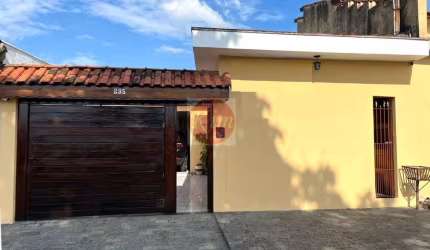 Casa Térrea para Venda em São Paulo, Jardim Jaraguá (Itaim Paulista), 3 dormitórios, 1 suíte, 2 banheiros, 3 vagas