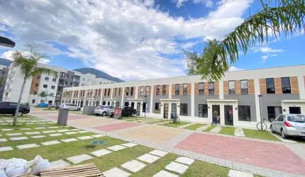 Casa à Venda