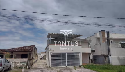 Sobrado com 3 dormitórios à venda, 108 m² por R$ 430.000,00 - Brejatuba - Guaratuba/PR