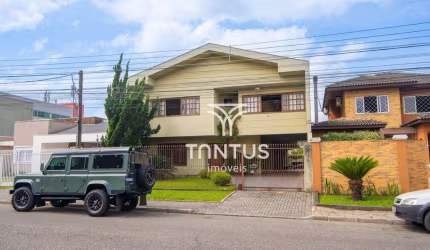 Casa com 5 dormitórios à venda, 547 m² por R$ 1.350.000,00 - Bacacheri - Curitiba/PR