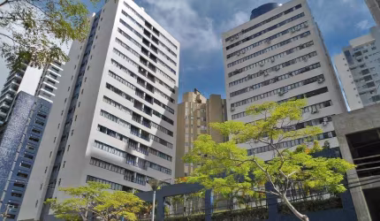 Conjunto para alugar, 33 m² por R$ 1.250,00 - Champagnat - Curitiba/PR
