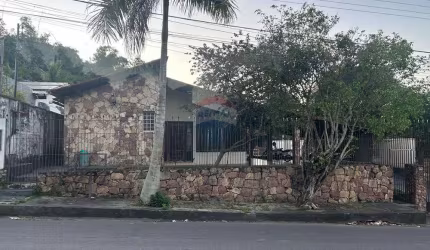 Casa de Esquina Morada do Sol