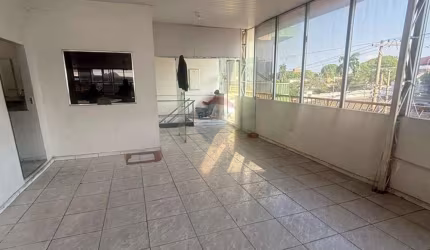 Prédio Comercial de R$ 3.000.000 com 1500m² para venda no Educandos, Manaus