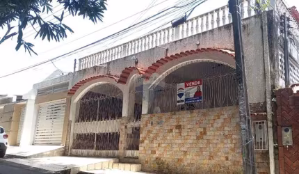 Casa  à venda em Flores - AEFAM