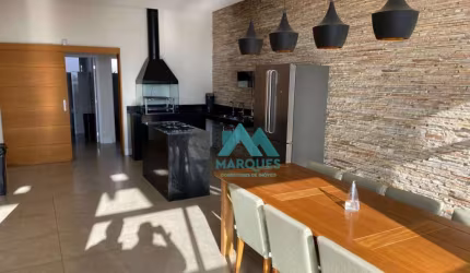 Casa de alto Padrão no Condomínio Malibu, Caçapava/SP. 3 Dormitórios sendo 1 suíte