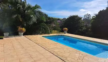 Linda Chácara escriturada em Caçapava