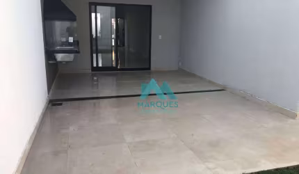 Linda Casa com terreno de 250m², nova, moderna