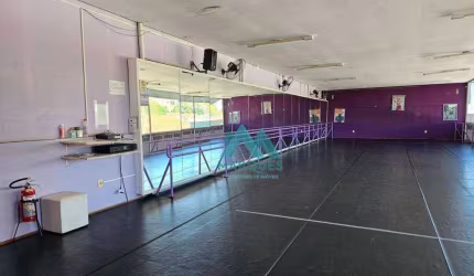 Conjunto à venda, 700 m² por R$ 3.000.000,00 - Vila São João - Caçapava/SP