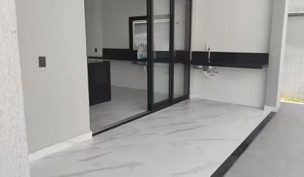 Lindo sobrado em condomínio alto padrão
