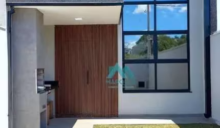 Maravilhosa casa nova em ótima localização