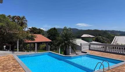 Maravilhosa Casa de Campo em Jambeiro