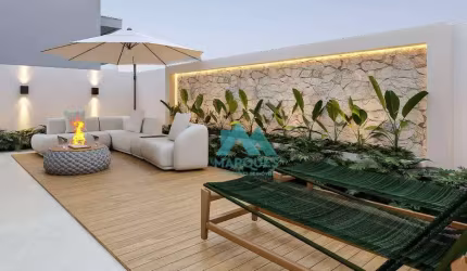 Linda Casa alto Padrão em condominio